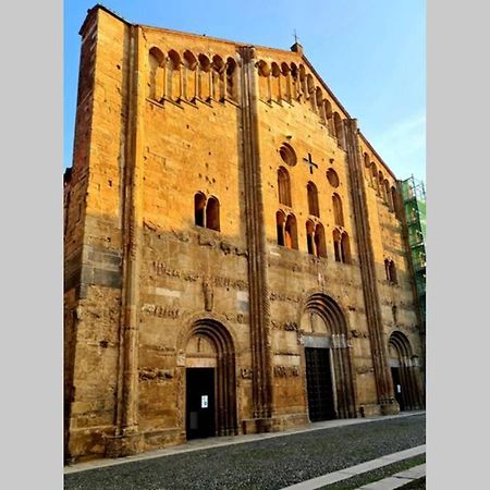 Maison Marina_Pavia San Michele Centro Storico Kültér fotó
